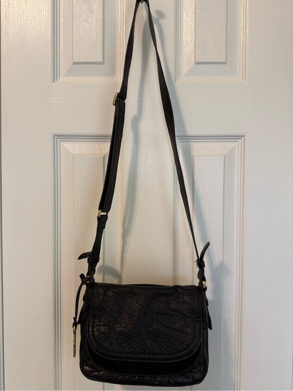 Fossil Peyton Flap Crossbody Black Pebbled Leather – ZB6918 - Picture 2 of 16